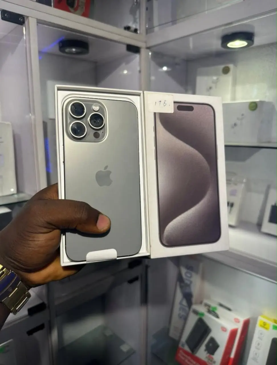Open Box IPhone 15Promax 1TB